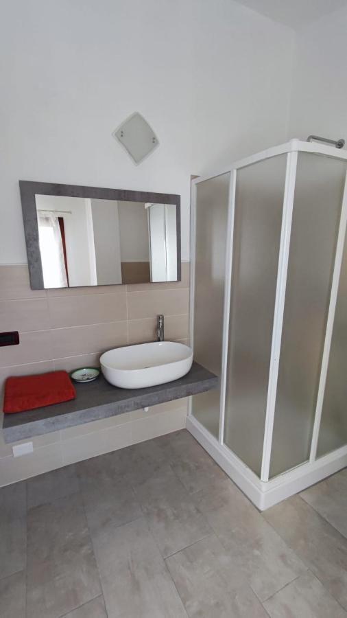 Casa L'Ulivariu Affittacamere 산테오도로 외부 사진