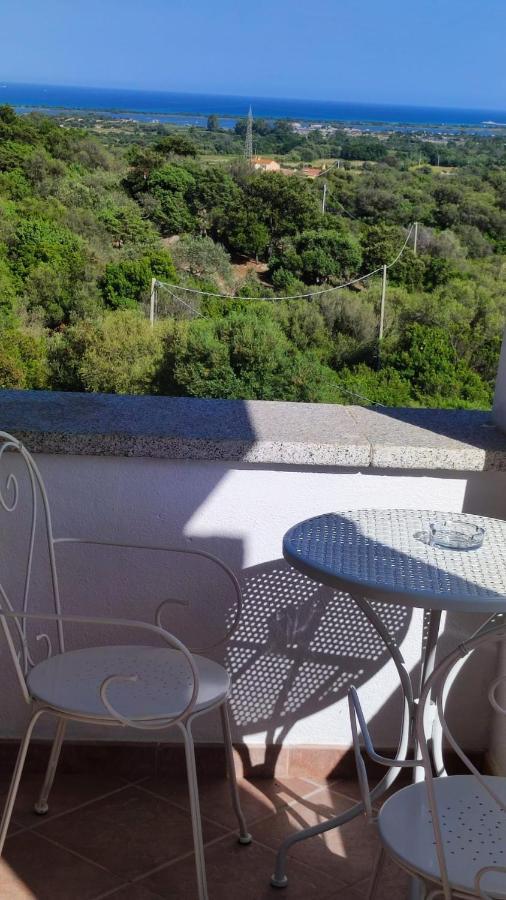 Casa L'Ulivariu Affittacamere 산테오도로 외부 사진