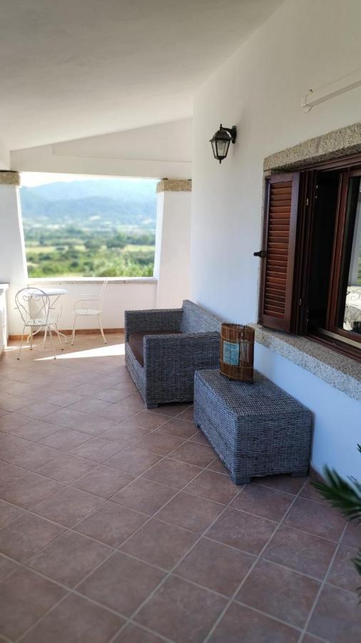 Casa L'Ulivariu Affittacamere 산테오도로 외부 사진