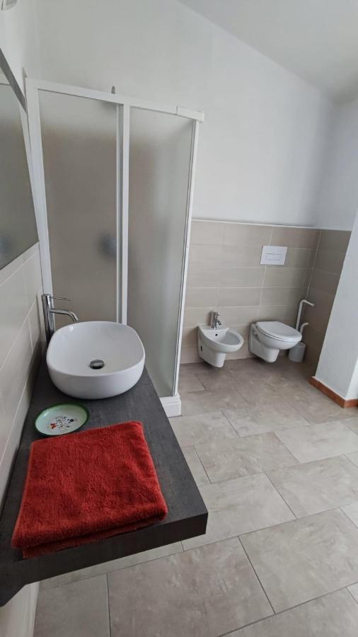 Casa L'Ulivariu Affittacamere 산테오도로 외부 사진